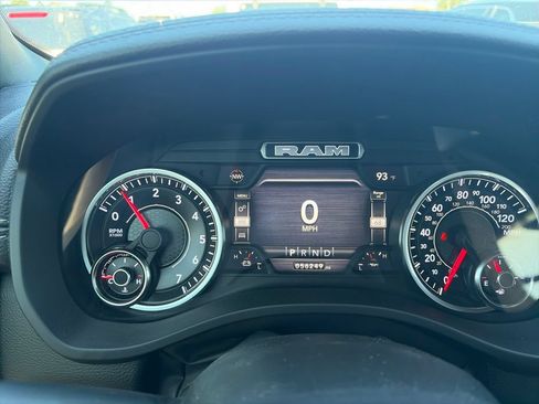 Used 2022 RAM 1500 Laramie AWD/4WD image 20
