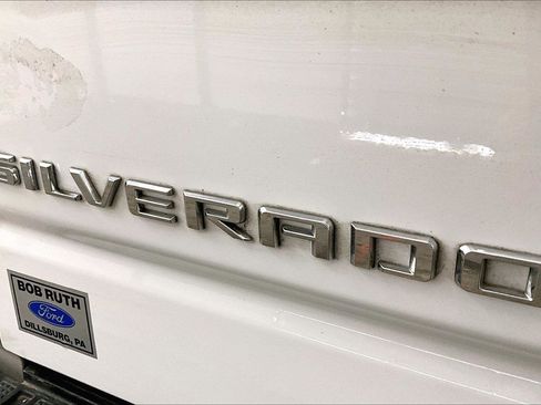 Used 2024 Chevrolet Silverado 1500 LT image 13