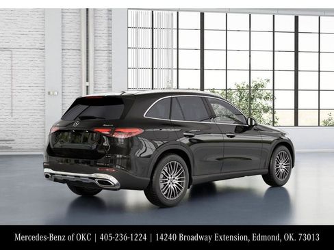 Used 2026 Mercedes-Benz GLC 300 4MATIC image 21