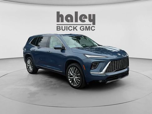 Used 2026 Buick Enclave Avenir w/ Super Cruise Package AWD/4WD image 7