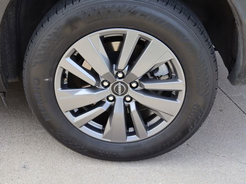Used 2025 Nissan Pathfinder SV AWD/4WD image 29