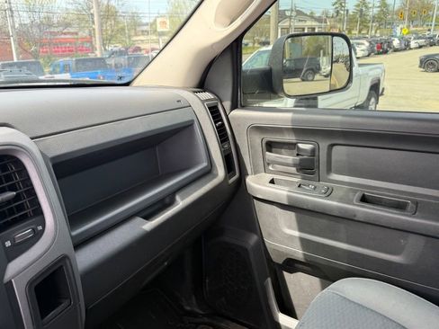 Used 2018 RAM 2500 Tradesman w/ Chrome Appearance Group image 24