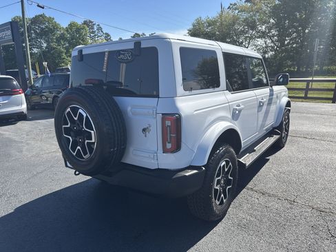 Certified 2025 Ford Bronco Outer Banks AWD/4WD image 5