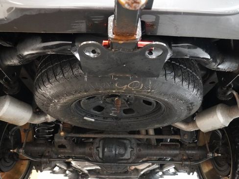 Used 2014 RAM 1500 Express image 10