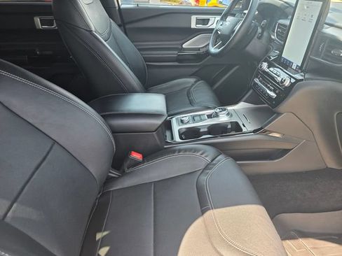 Used 2021 Ford Explorer ST w/ Equipment Group 401A AWD/4WD image 15