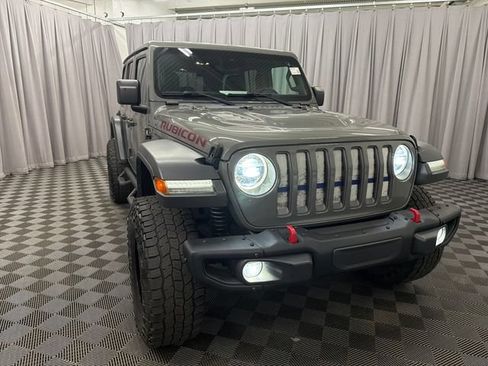 Used 2019 Jeep Wrangler Unlimited Rubicon AWD/4WD image 3