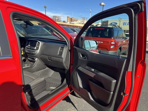 Used 2019 Chevrolet Colorado LT w/ LT Convenience Package image 37