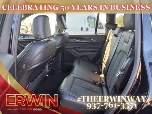 New 2025 Jeep Grand Cherokee Altitude w/ Trailer Tow Package image 5