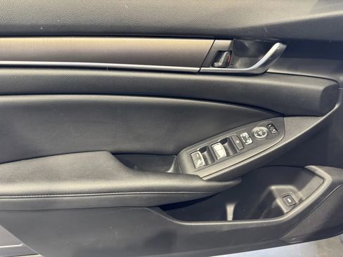 Used 2020 Honda Accord LX image 11