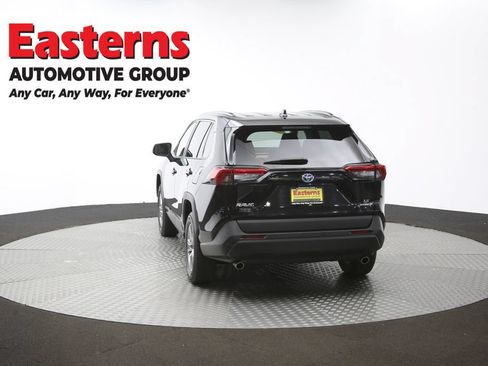 Used 2023 Toyota RAV4 LE AWD/4WD image 65