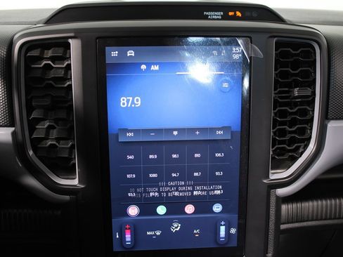 Used 2024 Ford Ranger XL w/ Trailer Tow Package RWD image 19