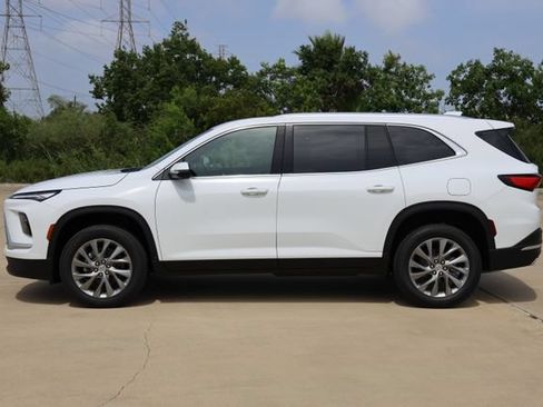 New 2026 Buick Enclave Preferred FWD image 5