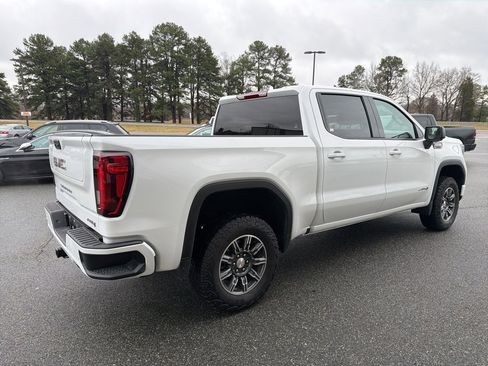 Used 2025 GMC Sierra 1500 AT4 image 8