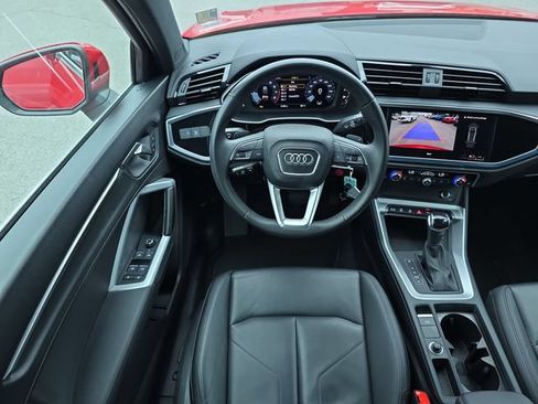 Used 2025 Audi Q3 2.0T Premium AWD/4WD image 14