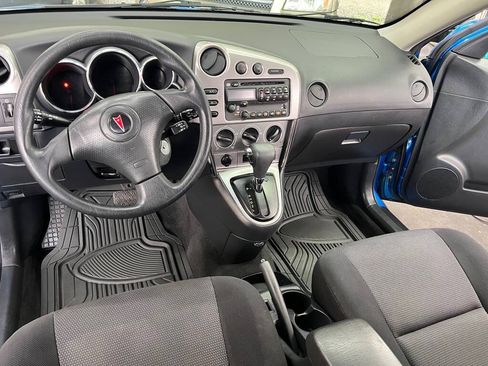 Used 2007 Pontiac Vibe w/ Preferred Package FWD image 24
