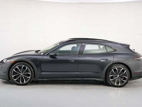 Used 2023 Porsche Taycan 4S w/ Performance Package image 53