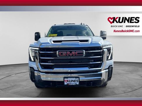 New 2026 GMC Sierra 3500 SLE AWD/4WD image 11