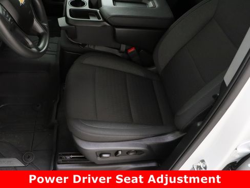 Used 2025 Chevrolet Silverado 2500 Custom w/ Custom Value Package image 15