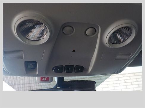 Used 2016 GMC Acadia Denali image 32