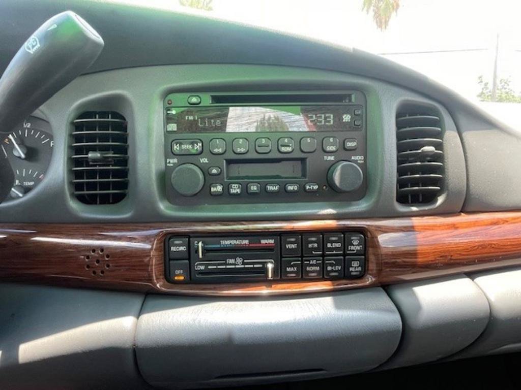 Used 2004 Buick Le Sabre Custom FWD image 10