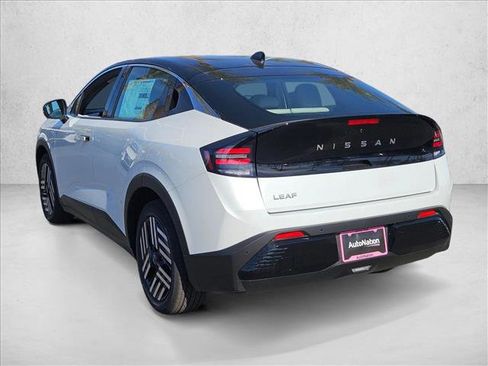 New 2026 Nissan Leaf SV+ image 9