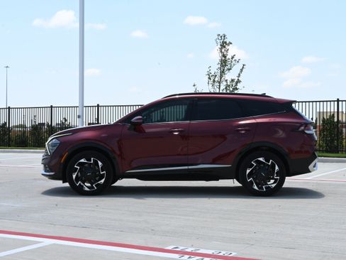 Used 2024 Kia Sportage SX AWD/4WD image 6
