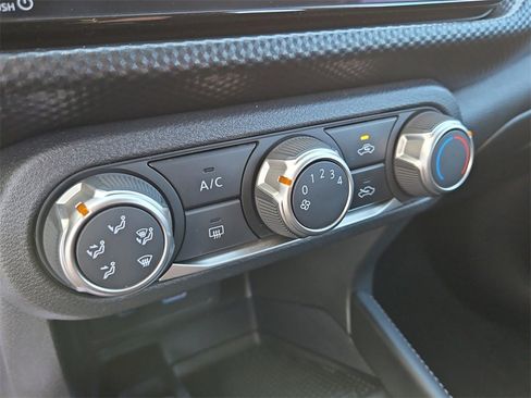 Used 2024 Nissan Kicks SV image 25