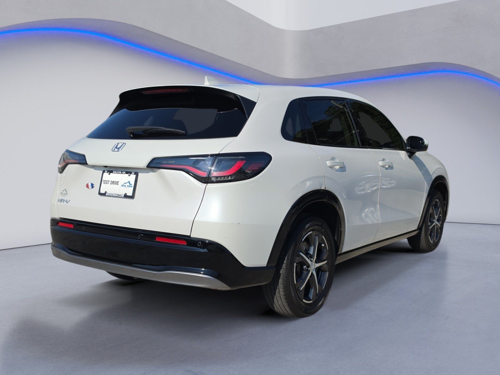 Used 2024 Honda HR-V EX-L image 6