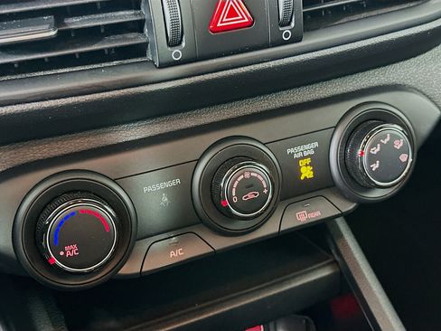 Used 2024 Kia Forte LXS image 22