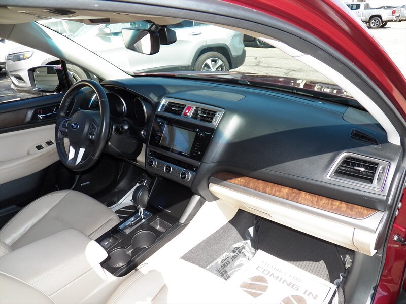 Used 2017 Subaru Outback 2.5i Limited AWD/4WD image 19