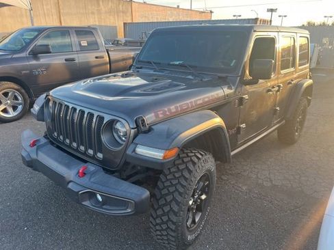 Used 2018 Jeep Wrangler Unlimited Rubicon image 2