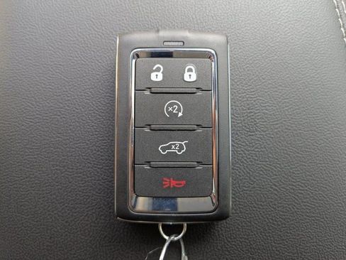New 2026 Jeep Grand Cherokee Limited RWD image 32