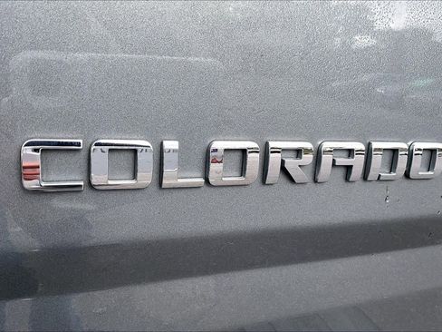 Used 2018 Chevrolet Colorado ZR2 image 30