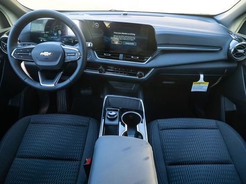 New 2026 Chevrolet Equinox LT image 10