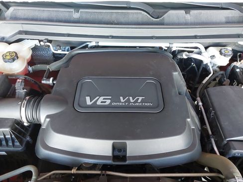 Used 2016 Chevrolet Colorado Z71 AWD/4WD image 30