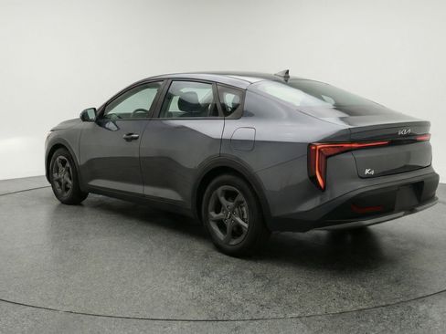Used 2025 Kia K4 LXS image 6