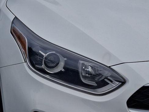 Used 2021 Kia Forte LXS FWD image 9
