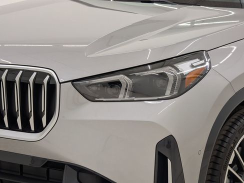 Used 2026 BMW X1 xDrive28i w/ Technology Package AWD/4WD image 11
