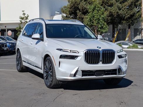 New 2026 BMW X7 xDrive40i image 6