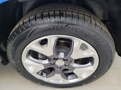 Used 2021 Jeep Compass Limited image 31