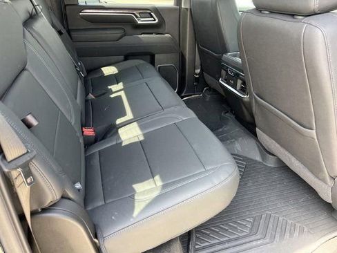 Used 2025 Chevrolet Silverado 2500 LTZ w/ LTZ Plus Package AWD/4WD image 17