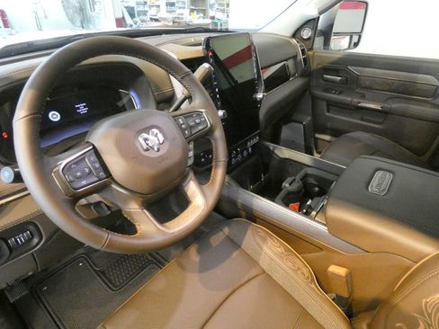 New 2026 RAM 2500 Limited image 9