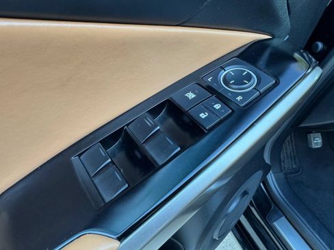 Used 2014 Lexus IS 350 w/ Navigation Package RWD image 31