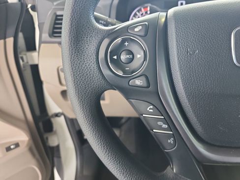 Used 2018 Honda Pilot EX image 13