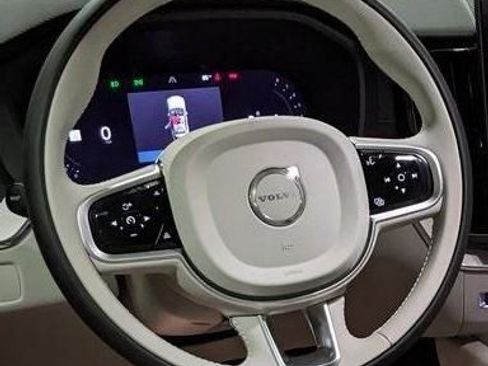 New 2026 Volvo XC60 B5 Ultra w/ Climate Package AWD/4WD image 14