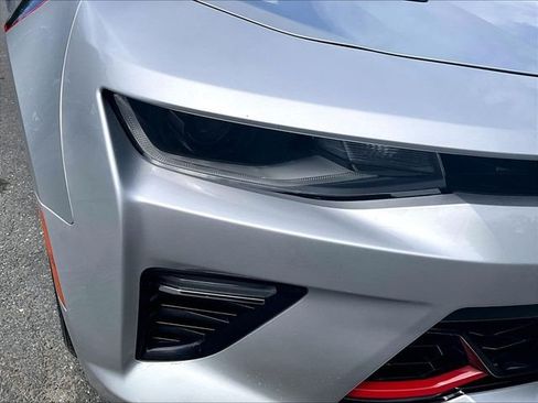 Used 2018 Chevrolet Camaro SS w/ Redline Edition RWD image 30