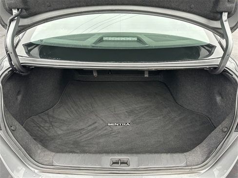 Used 2023 Nissan Sentra SV w/ Trunk Package image 29