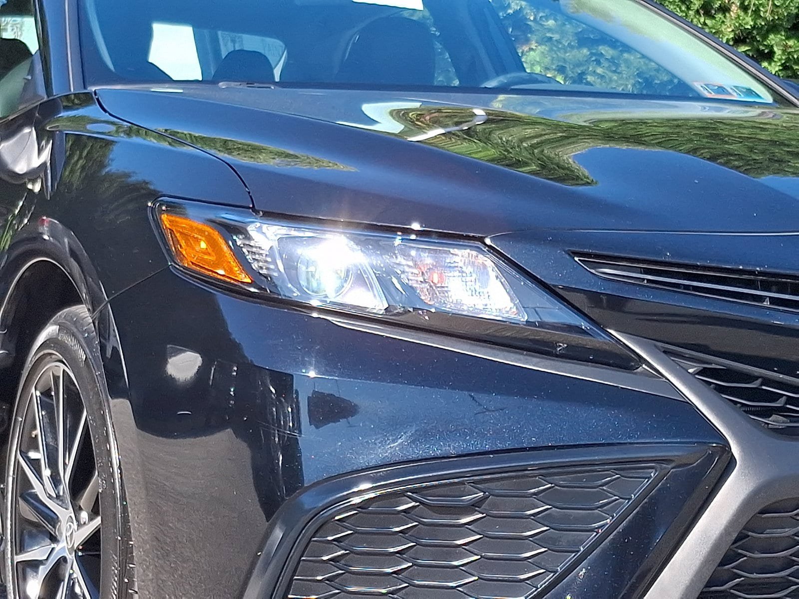 Certified 2024 Toyota Camry SE FWD image 9