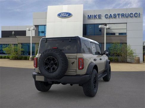 New 2025 Ford Bronco Outer Banks w/ Sasquatch Package image 8