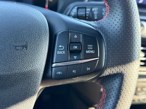 Used 2025 Ford Escape ST-Line Select AWD/4WD image 35